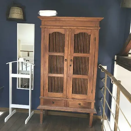 Homestay Beau Meuble Centre Historique