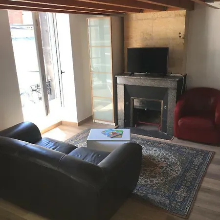 Beau Meuble Centre Historique Homestay